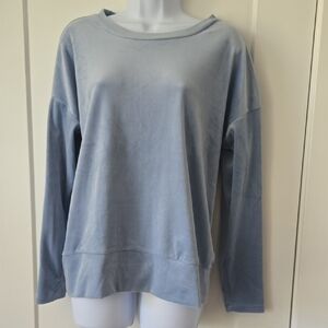 Cable & Gauge Gray Raglan Long Sleeve Sweatshirt